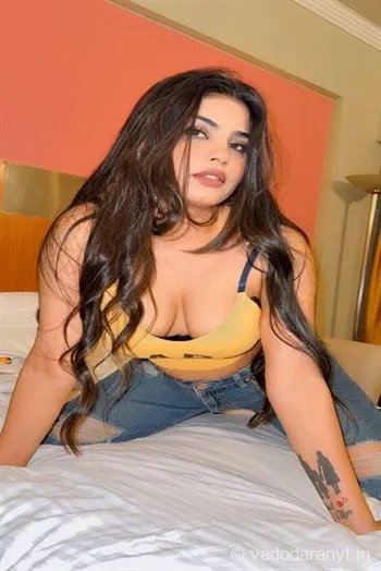 Pooja Vadodara Escorts